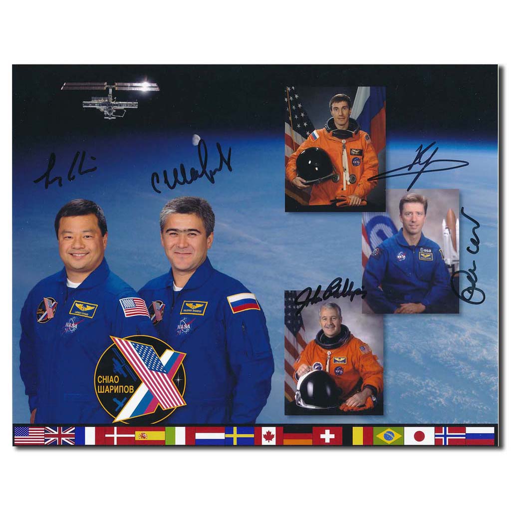 Expedition 10+11 crews – NASA photo