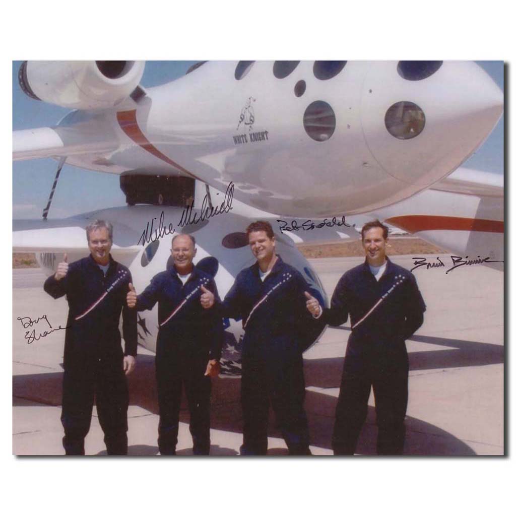Space Ship One testpilots/astronauts – group photo