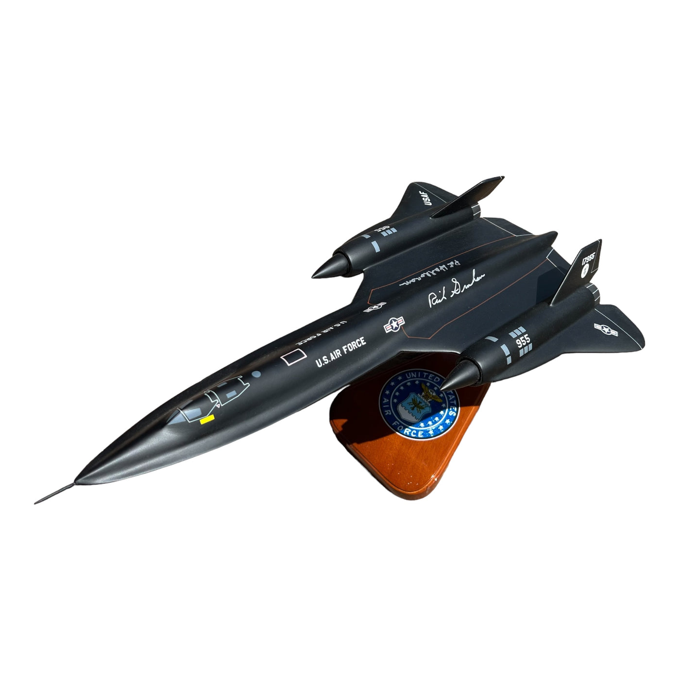 USAF SR 71A Blackbird 1:72 model – signed