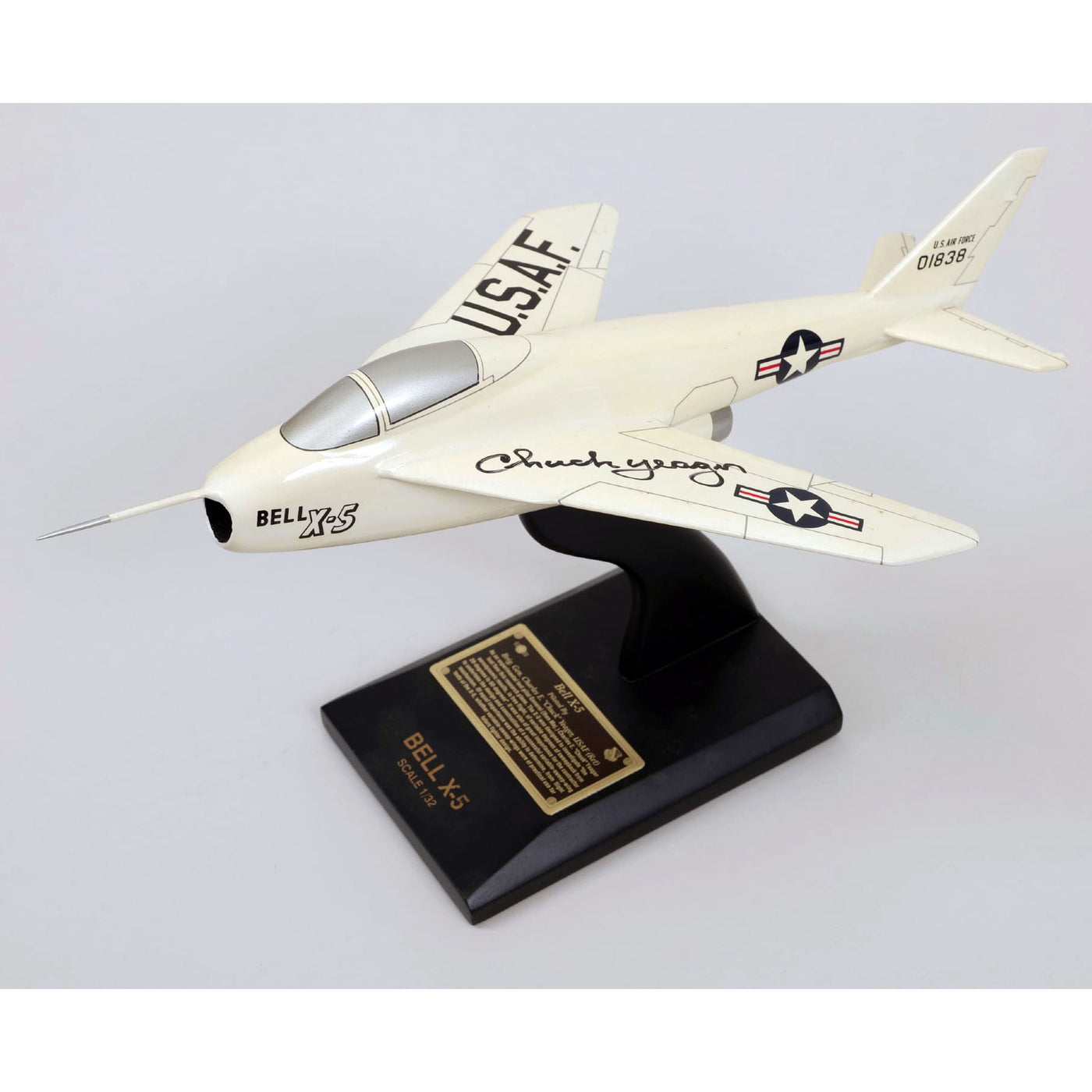 Chuck Yeager signed Bell X-5 model 1/32