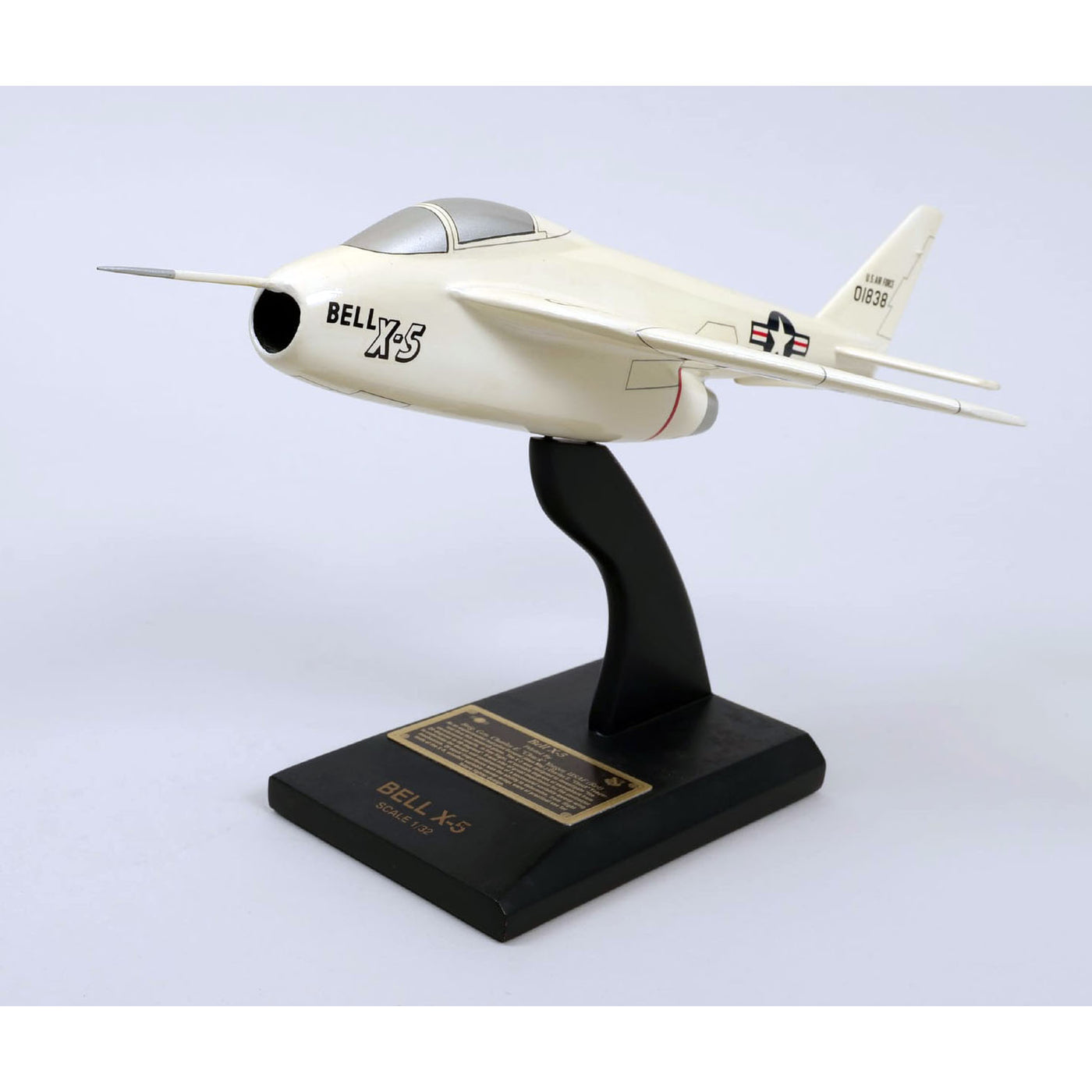 Chuck Yeager signed Bell X-5 model 1/32